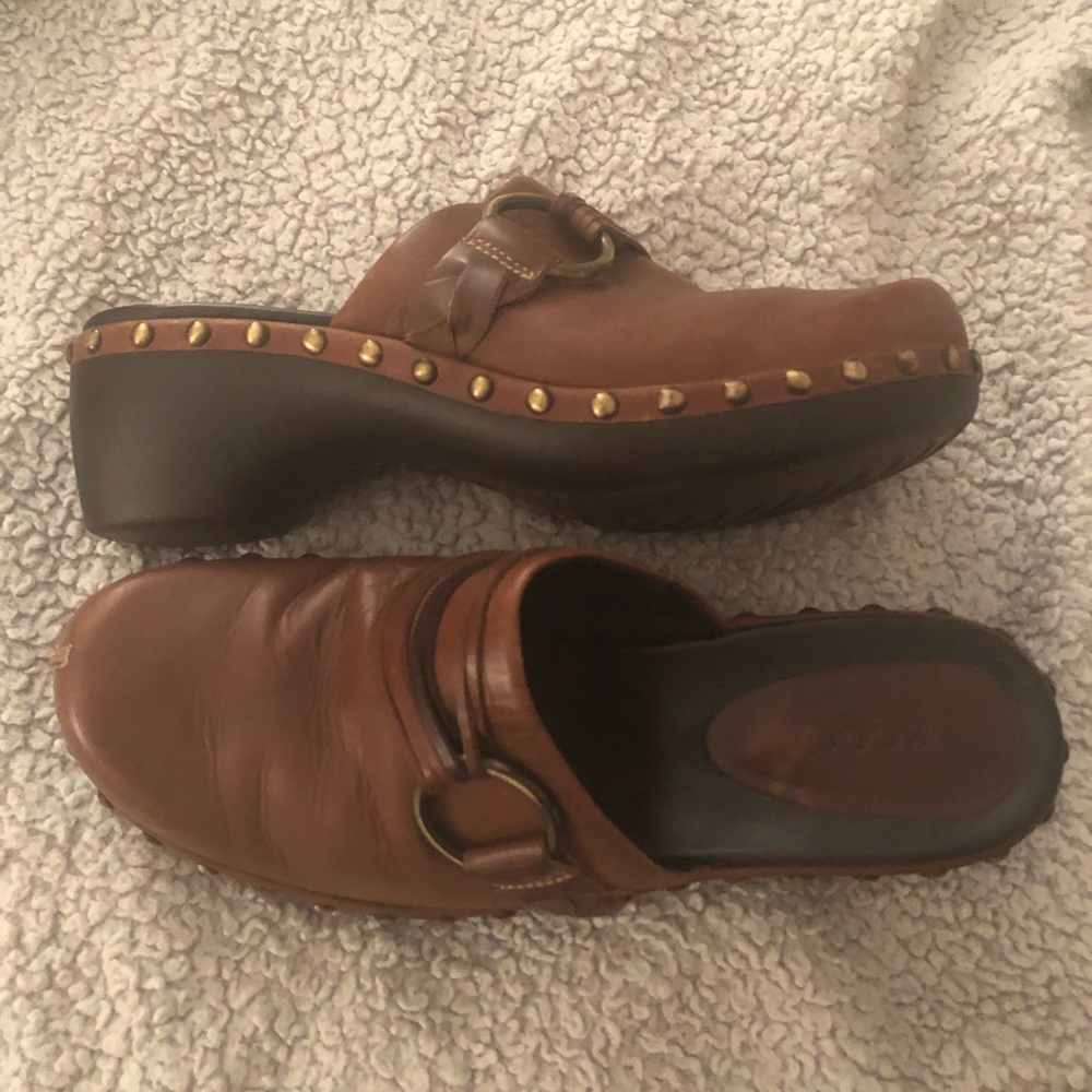 Ecco clogs